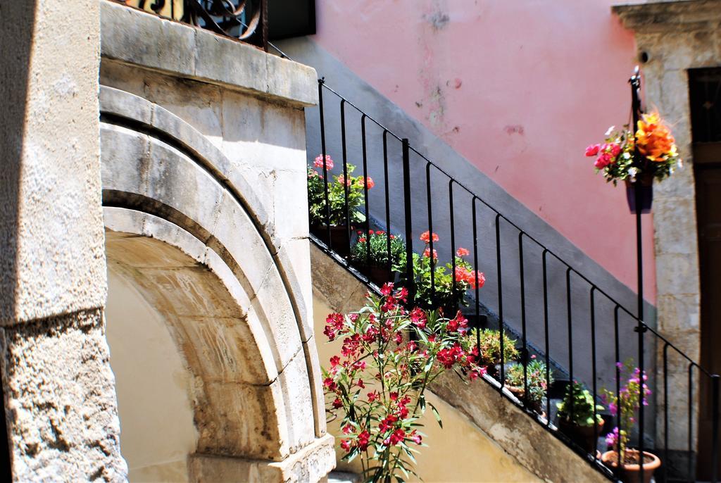 Modica Castle Villa Luaran gambar