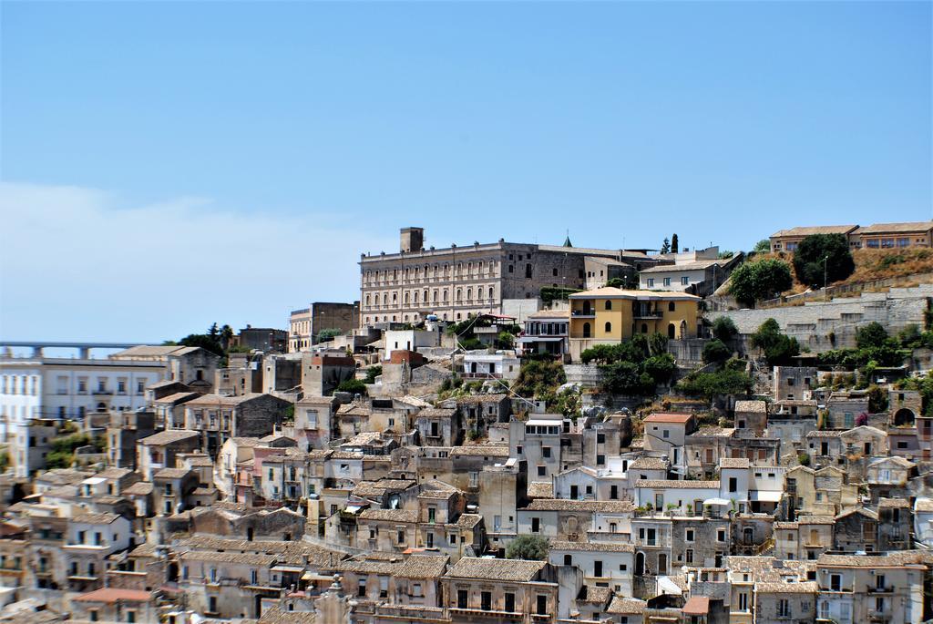 Modica Castle Villa Luaran gambar